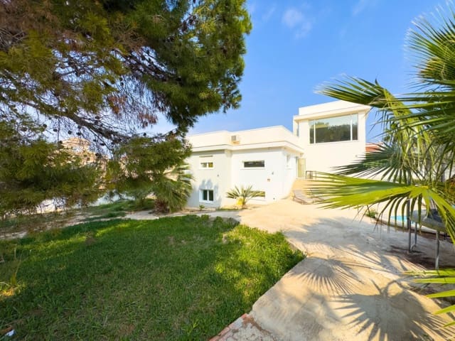 4 soveværelse Villa til salg i Doña Pepa, Rojales med swimmingpool garage - € 549.000 (Ref: 9233475)