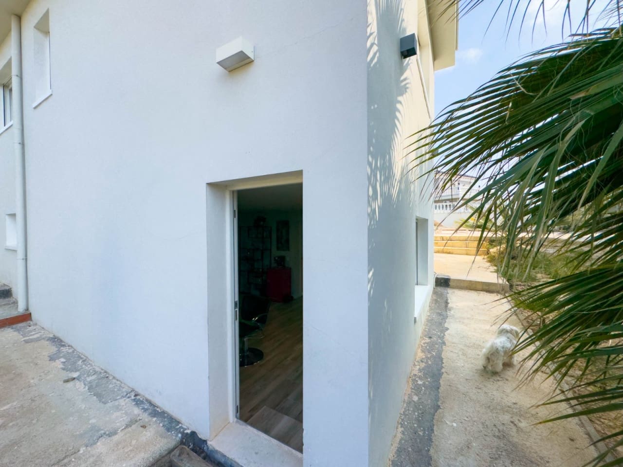 4 slaapkamer Villa te koop in Dona Pepa met zwembad - € 549.000 (Ref: 9233475)