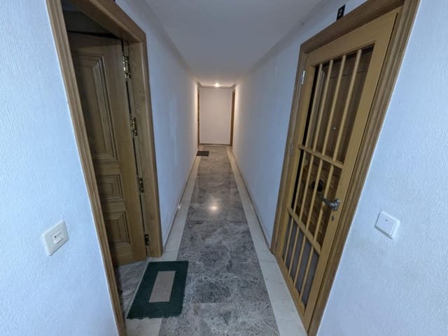 Apartamento de 2 habitaciones en Punta Prima, Torrevieja en venta con piscina - 175.000 € (Ref: 9233477)