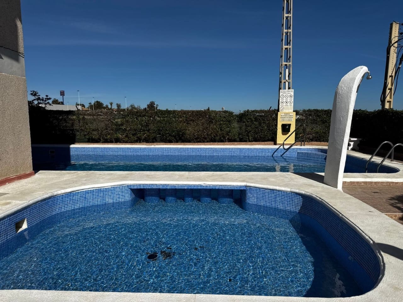 2 bedroom Apartment for sale in Punta Prima with pool - € 175,000 (Ref: 9233477)