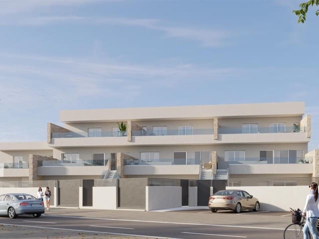 Chalet de 3 habitaciones en Pilar de la Horadada ciudad, Pilar de la Horadada en venta con piscina - 319.900 € (Ref: 9233483)