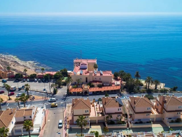 4 Zimmer Finca/Landgut zu verkaufen in La Mata, Torrevieja mit Pool - 599.000 € (Ref: 9233501)