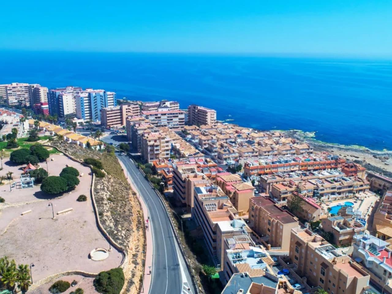 4 soveværelse Finca/Landehus til salg i La Mata med swimmingpool - € 599.000 (Ref: 9233501)