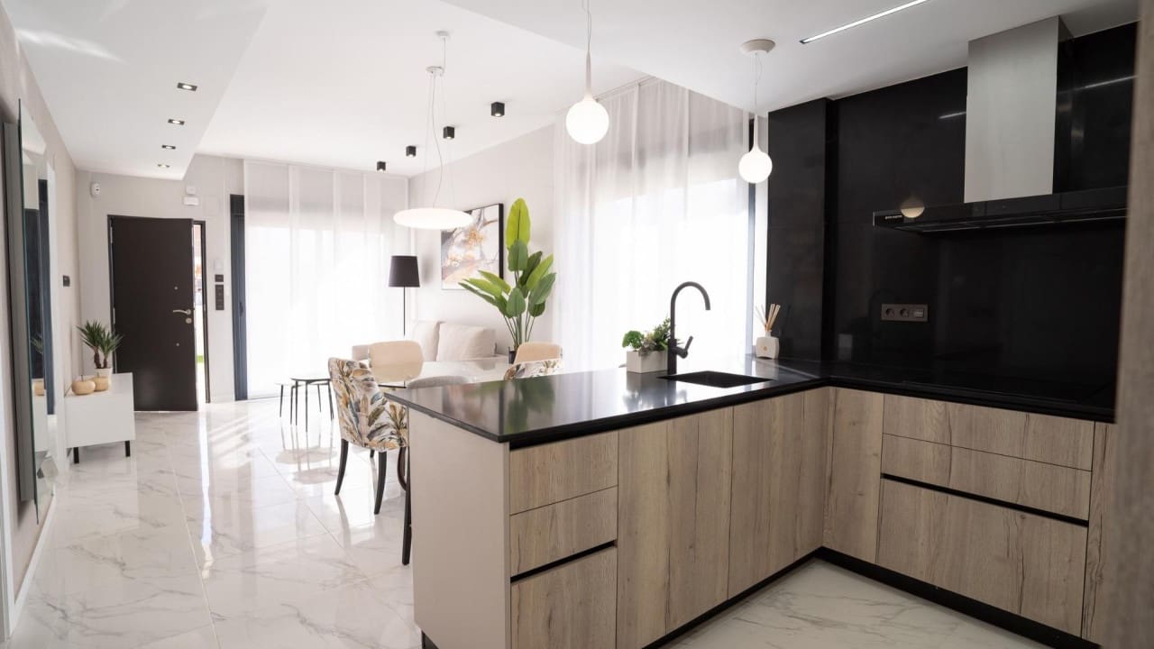 3 Zimmer Villa zu verkaufen in Pilar de la Horadada mit Pool - 340.000 € (Ref: 9233503)