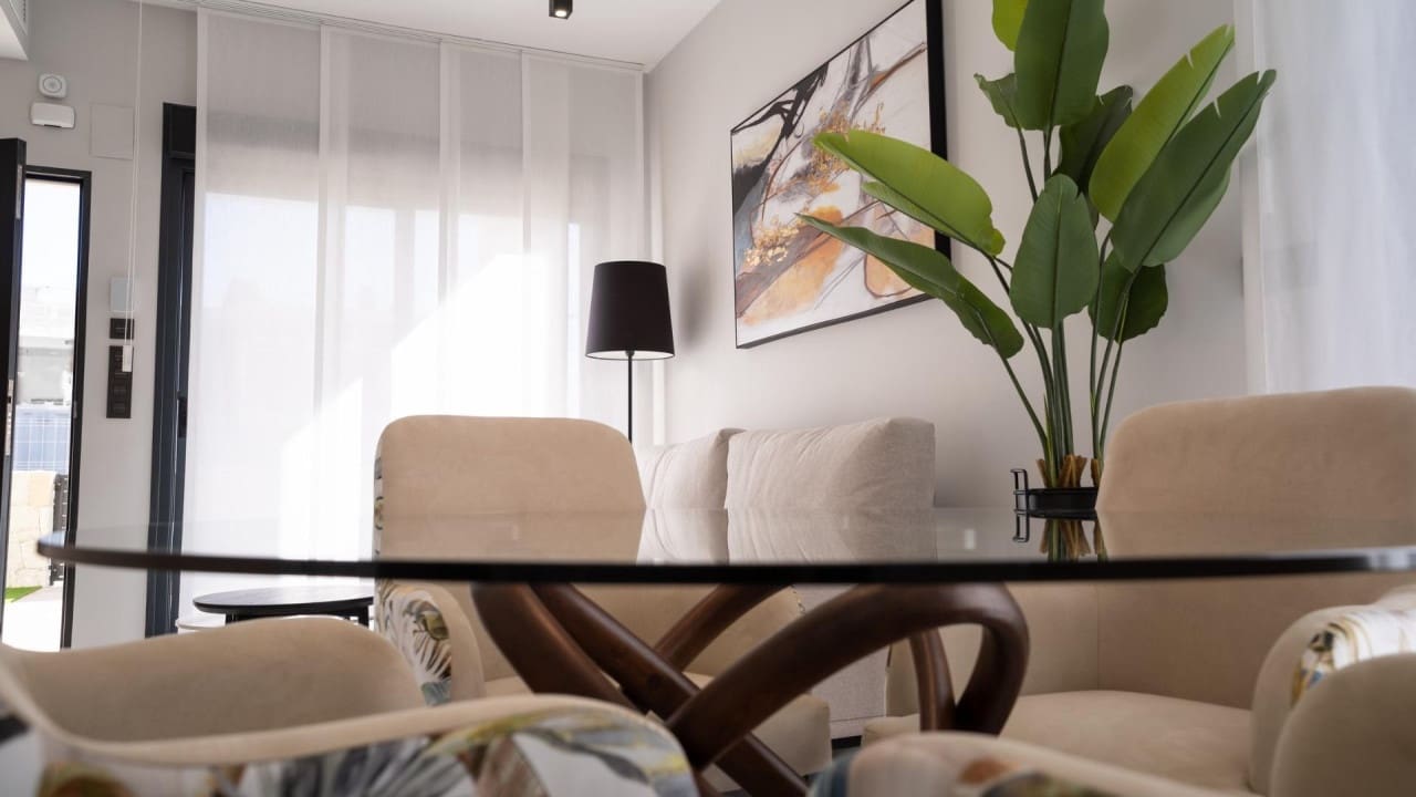 3 Zimmer Villa zu verkaufen in Pilar de la Horadada mit Pool - 340.000 € (Ref: 9233503)