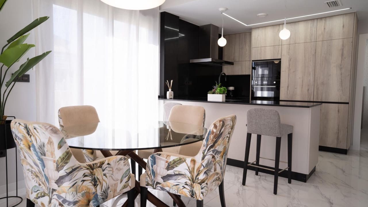 3 Zimmer Villa zu verkaufen in Pilar de la Horadada mit Pool - 340.000 € (Ref: 9233503)