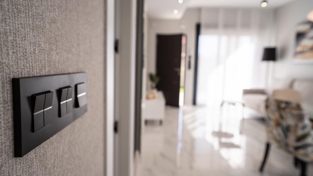 3 Zimmer Villa zu verkaufen in Pilar de la Horadada mit Pool - 340.000 € (Ref: 9233503)