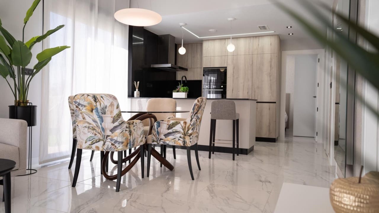 3 Zimmer Villa zu verkaufen in Pilar de la Horadada mit Pool - 340.000 € (Ref: 9233503)