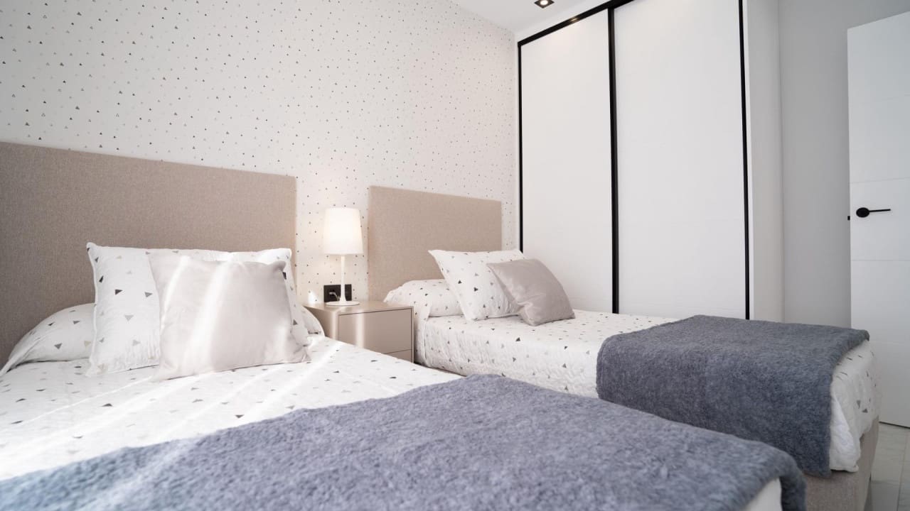 3 Zimmer Villa zu verkaufen in Pilar de la Horadada mit Pool - 340.000 € (Ref: 9233503)