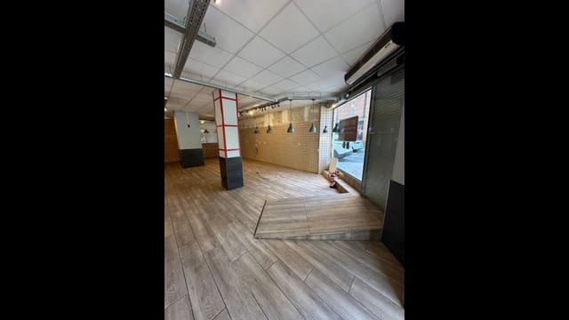 1 bedroom Commercial for sale in Benalúa, Alicante / Alacant city - € 480,000 (Ref: 9233512)