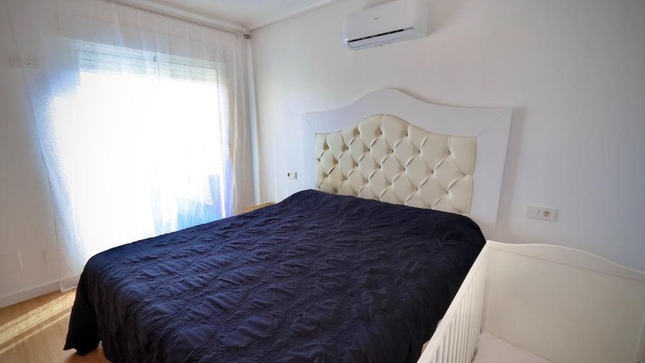 4 slaapkamer Villa te koop in San Miguel de Salinas met zwembad - € 320.000 (Ref: 9233523)