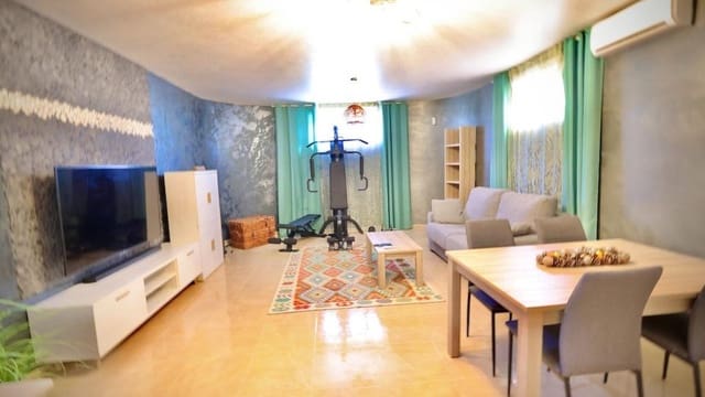 4 chambre Villa/Maison à vendre à San Miguel de Salinas avec piscine - 320 000 € (Ref: 9233523)