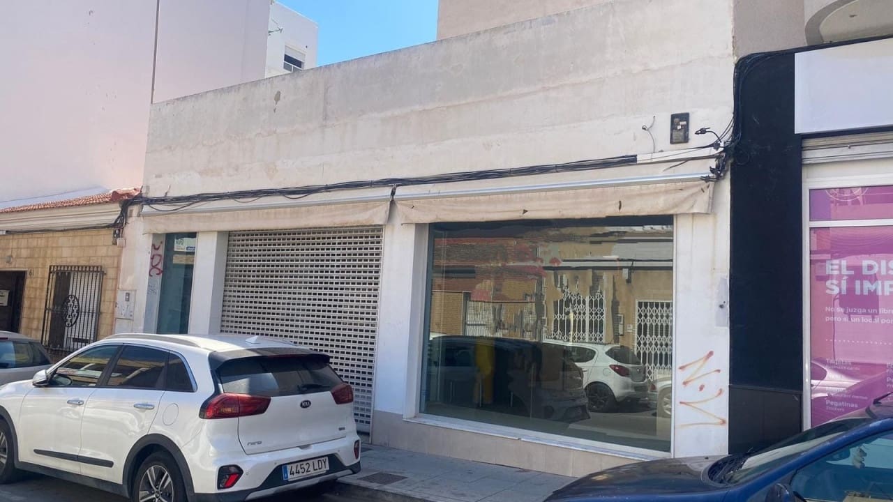 3 bedroom Townhouse for sale in Torrevieja - € 1,000,000 (Ref: 9233527)