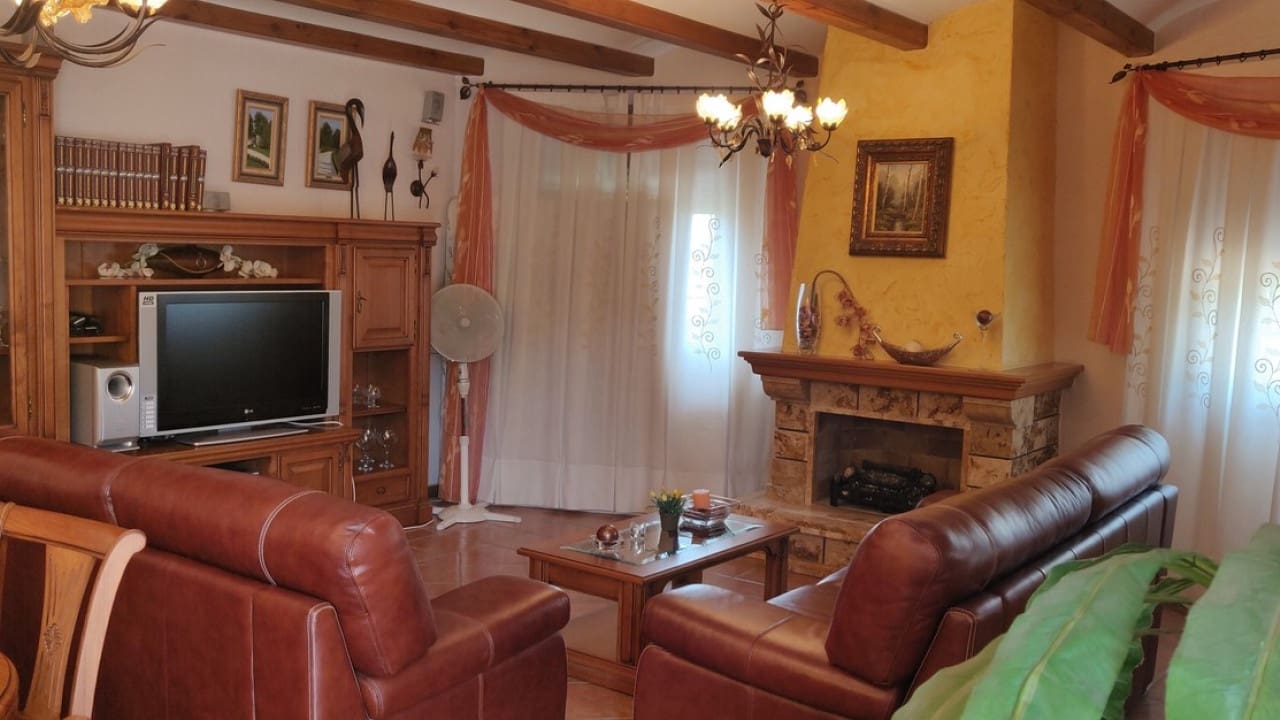 4 soveværelse Finca/Landehus til salg i Canada de San Pedro med swimmingpool - € 450.000 (Ref: 9233542)