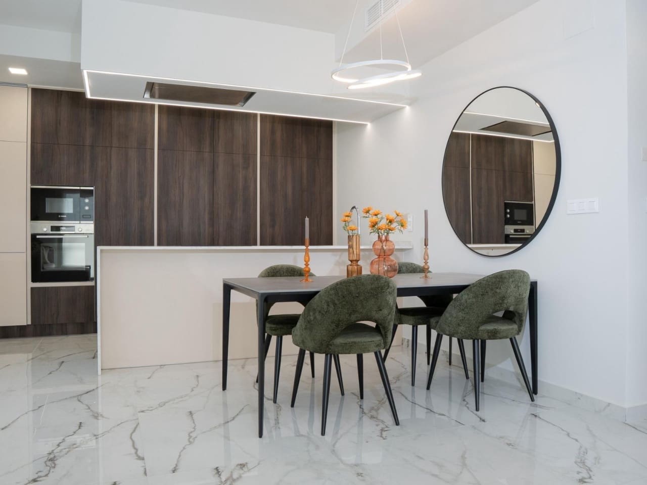 3 slaapkamer Villa te koop in Ciudad Quesada met zwembad - € 496.000 (Ref: 9233548)