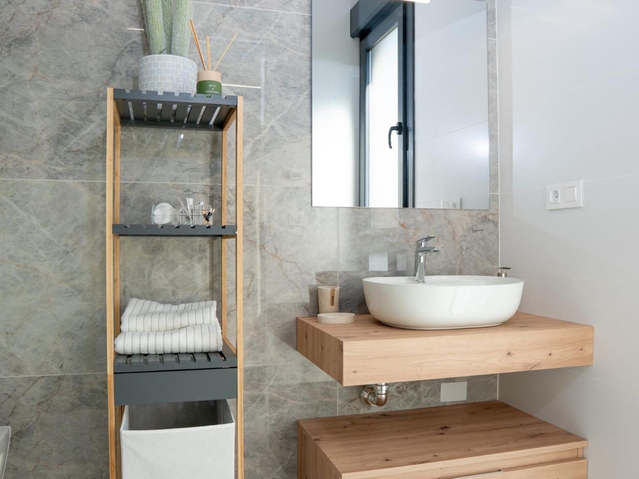 3 slaapkamer Villa te koop in Ciudad Quesada met zwembad - € 496.000 (Ref: 9233548)