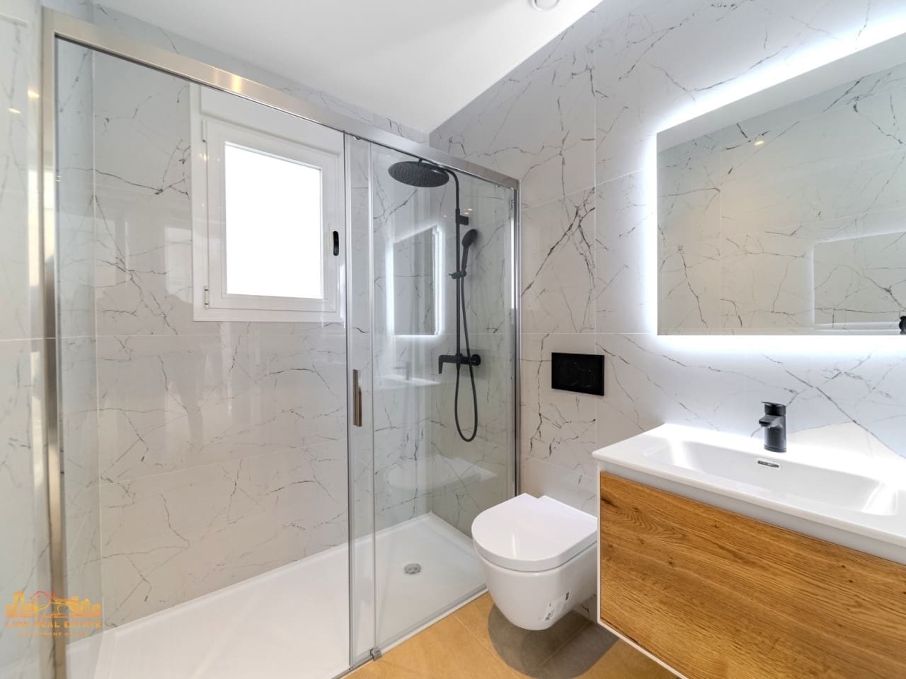 2 soverom Leilighet til salgs i Torrevieja med svømmebasseng - € 449 000 (Ref: 9233553)