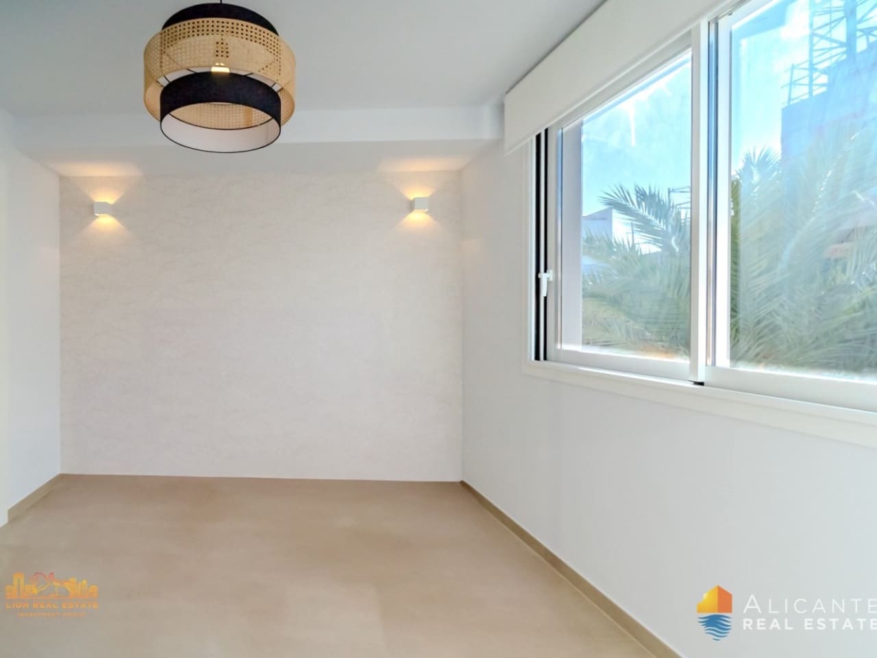 2 soverom Leilighet til salgs i Torrevieja med svømmebasseng - € 449 000 (Ref: 9233553)