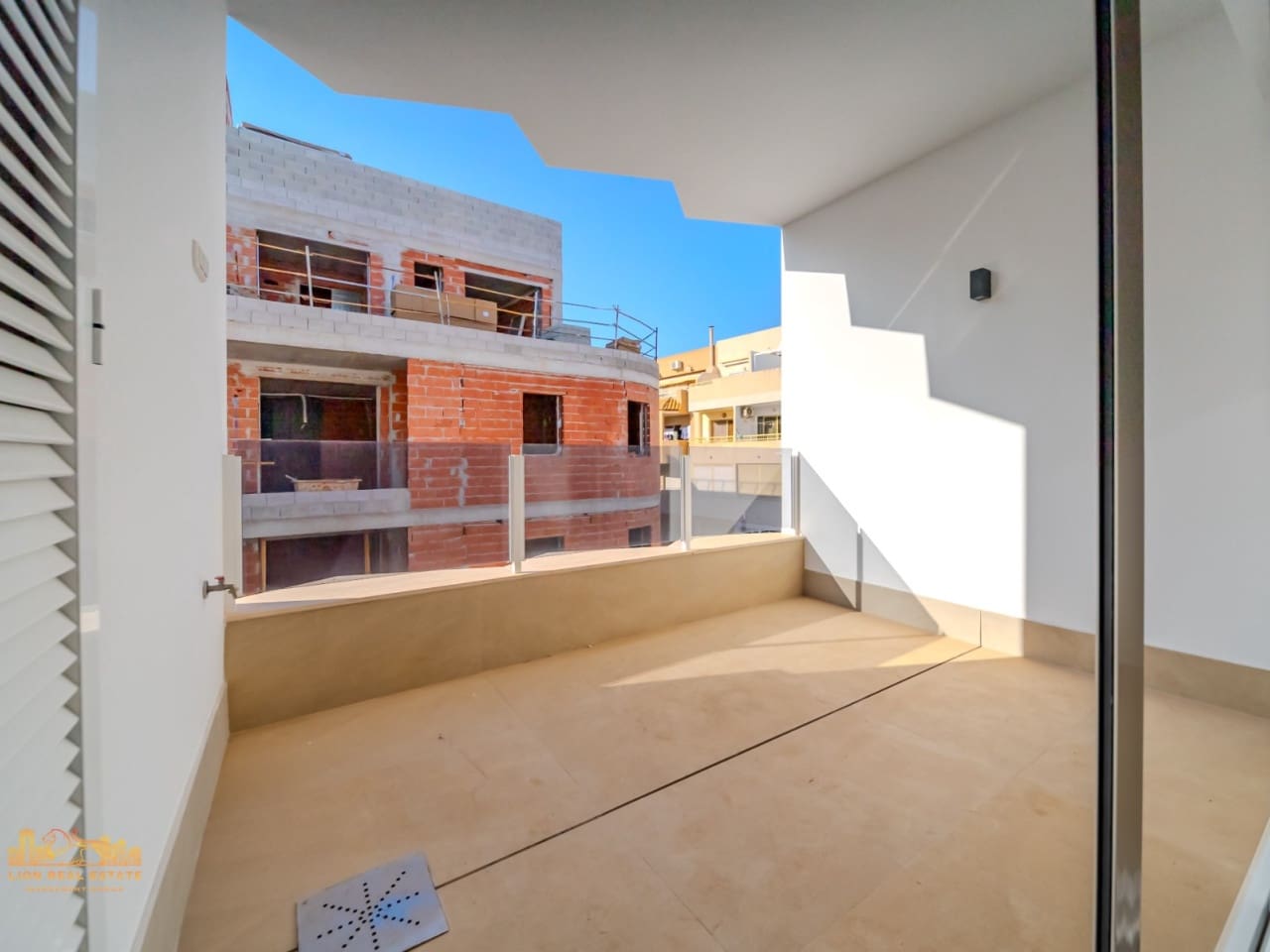 2 soverom Leilighet til salgs i Torrevieja med svømmebasseng - € 449 000 (Ref: 9233553)