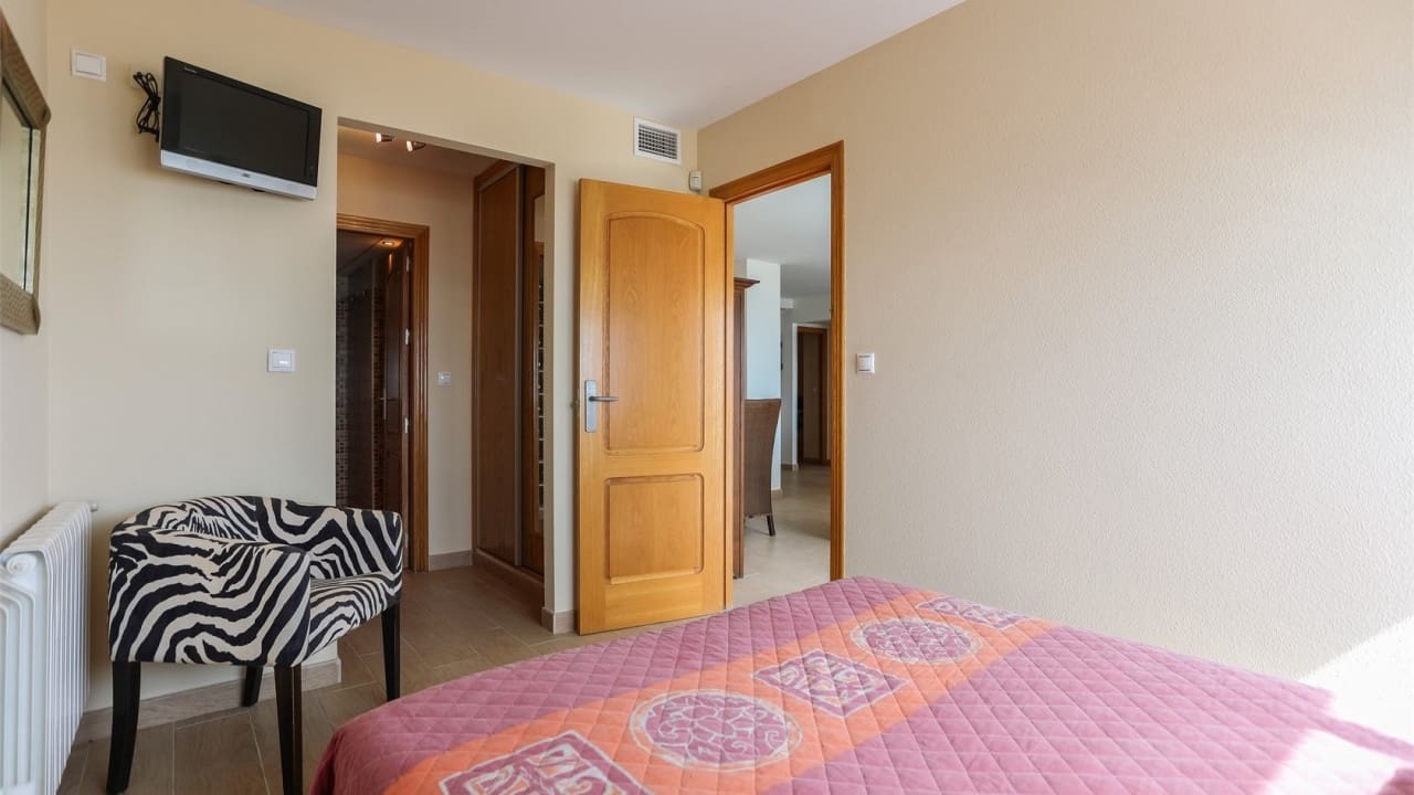 4 soveværelse Lejlighed til salg i Torrevieja med swimmingpool - € 650.000 (Ref: 9233555)