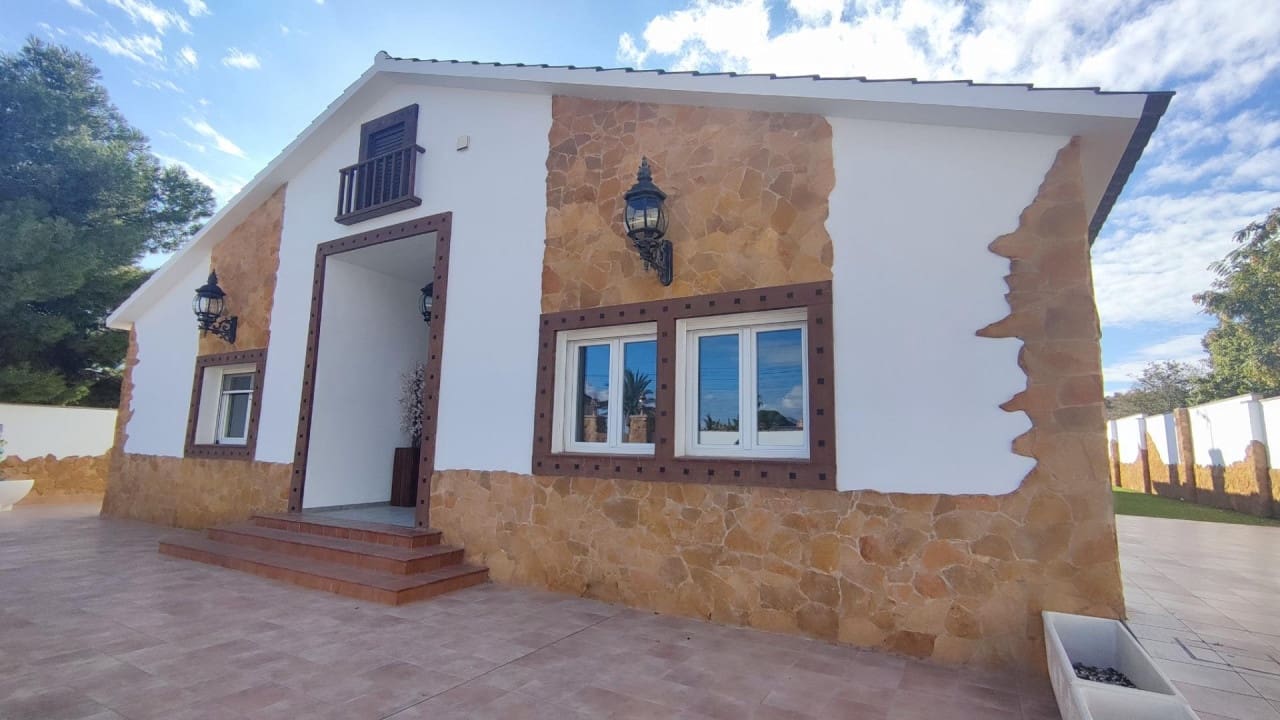 5 makuuhuone Maalaistalo myytävänä paikassa Muchamiel / Mutxamel mukana uima-altaan - 699 000 € (Ref: 9233556)