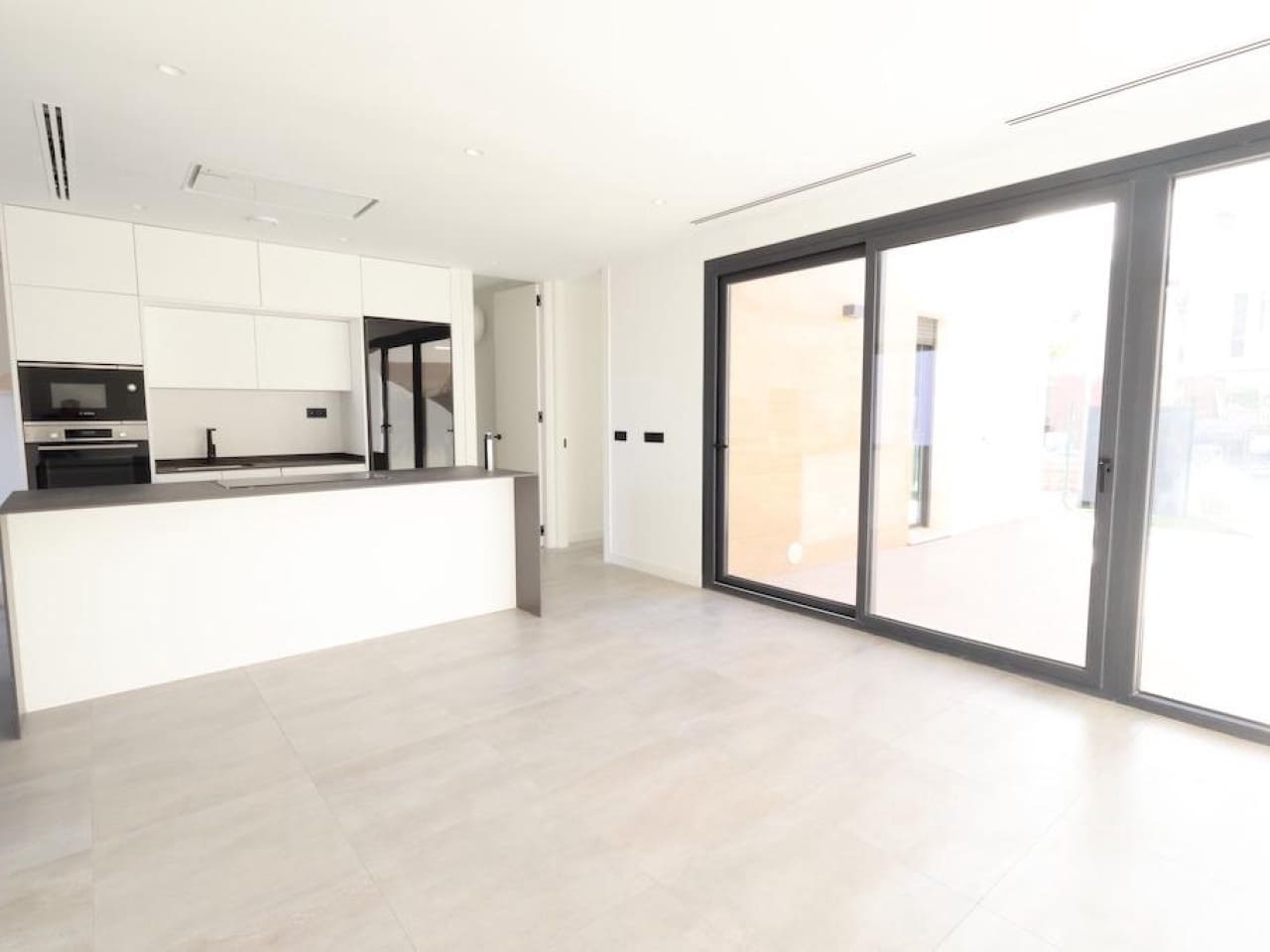 3 bedroom Villa for sale in Torre-Pacheco with pool - € 439,000 (Ref: 9233558)