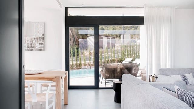 Chalet de 3 habitaciones en Atamaría, Cartagena en venta con piscina - 700.000 € (Ref: 9233560)