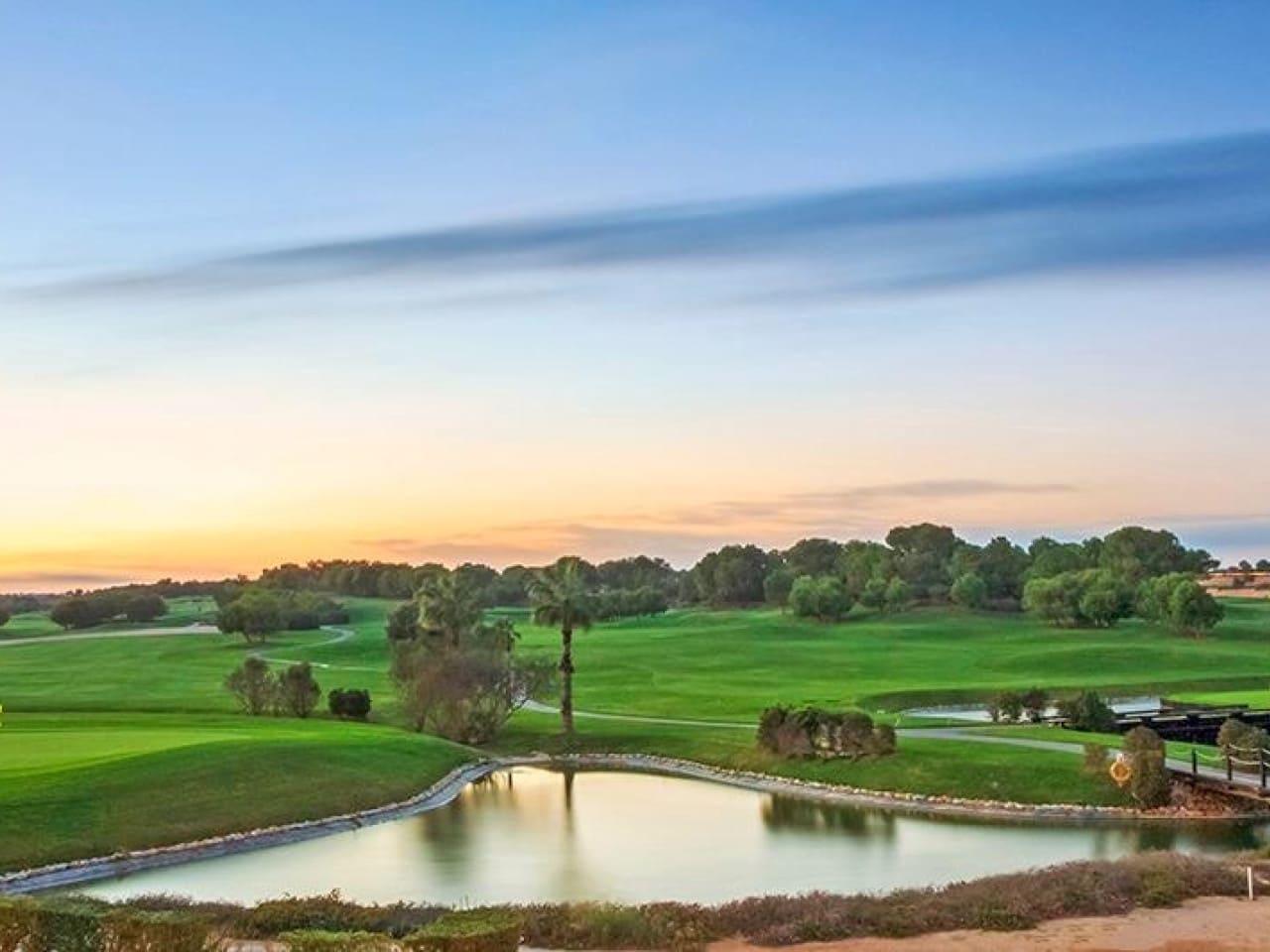 3 bedroom Villa for sale in Pilar de la Horadada with pool - € 499,000 (Ref: 9233561)