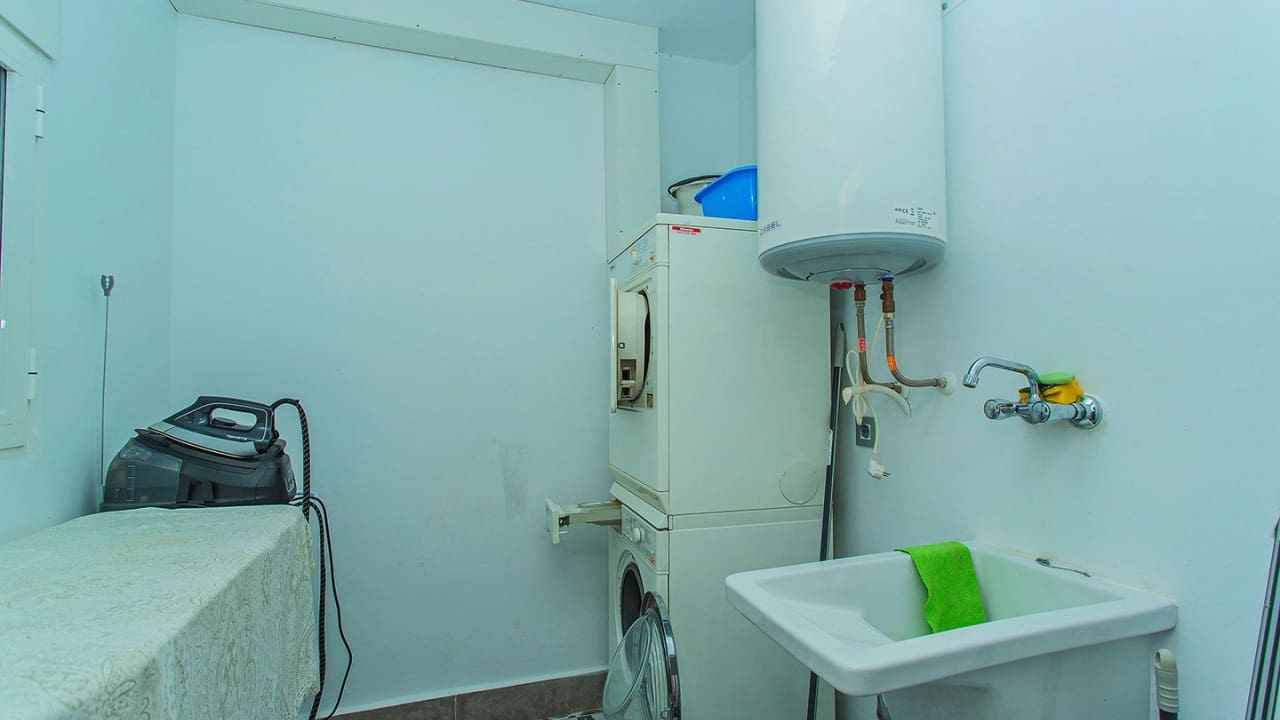 6 slaapkamer Villa te koop in Los Balcones met zwembad garage - € 850.000 (Ref: 9233562)