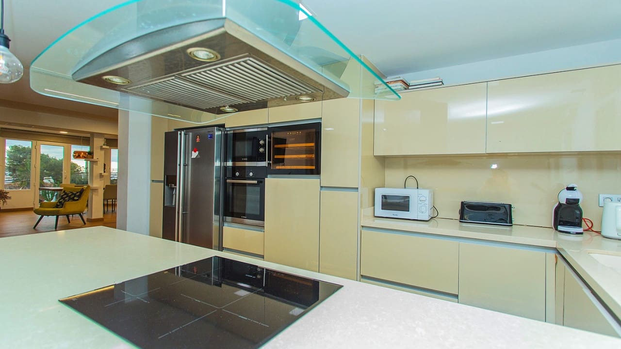 6 slaapkamer Villa te koop in Los Balcones met zwembad garage - € 850.000 (Ref: 9233562)