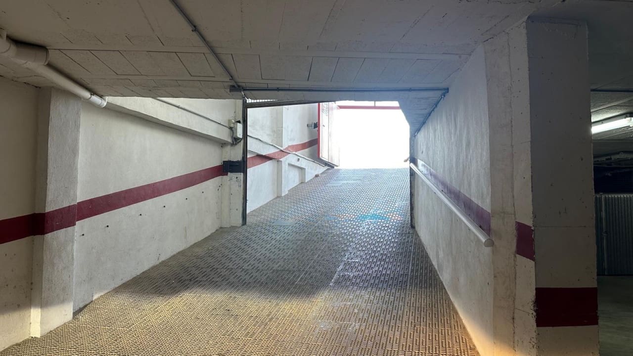 Garasje til salgs i Torrevieja - € 15 000 (Ref: 9233569)