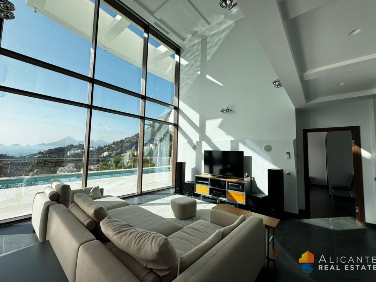 5 sypialnia Willa na sprzedaż w Altea - 2 465 000 € (Ref: 9233570)