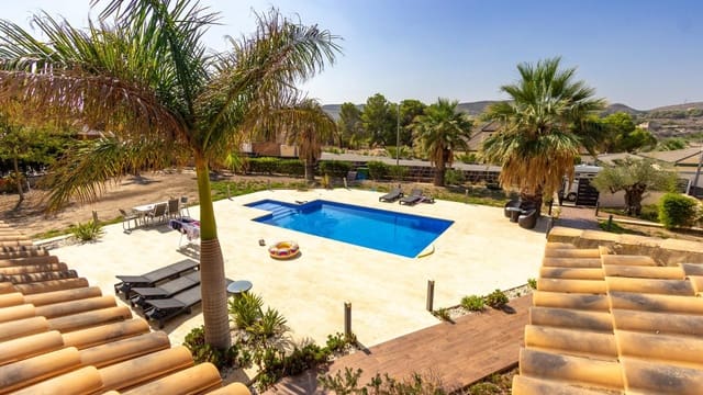 5 sovrum Villa till salu i Rebolledo, Alicante stad med pool - 725 000 € (Ref: 9233574)