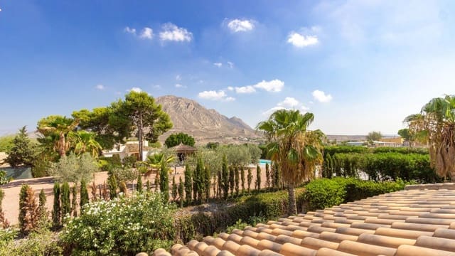 5 sovrum Villa till salu i Rebolledo, Alicante stad med pool - 725 000 € (Ref: 9233574)