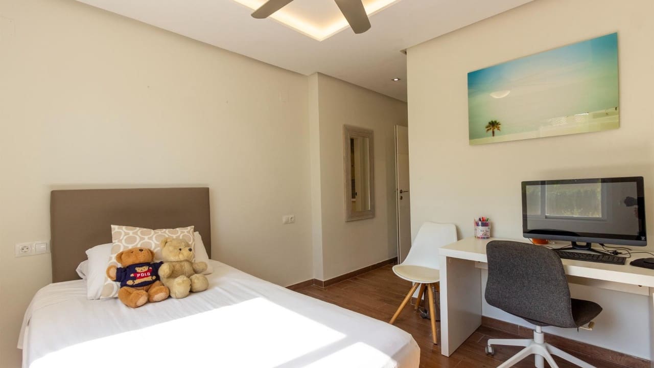 5 sovrum Villa till salu i Rebolledo med pool - 725 000 € (Ref: 9233574)