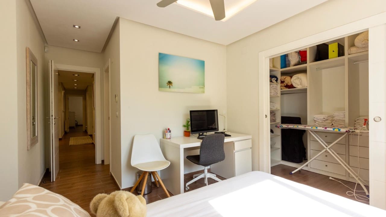 5 sovrum Villa till salu i Rebolledo med pool - 725 000 € (Ref: 9233574)