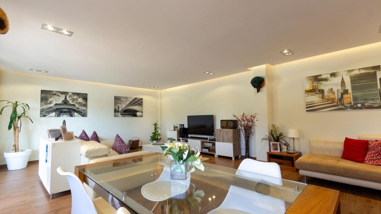 5 sovrum Villa till salu i Rebolledo med pool - 725 000 € (Ref: 9233574)