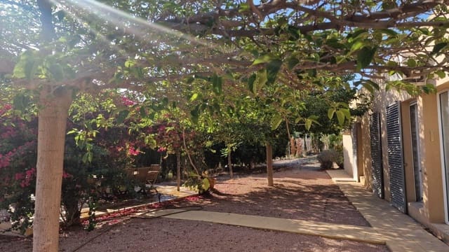 4 bedroom Finca/Country House for sale in Alicante / Alacant city with pool - € 360,000 (Ref: 9233576)