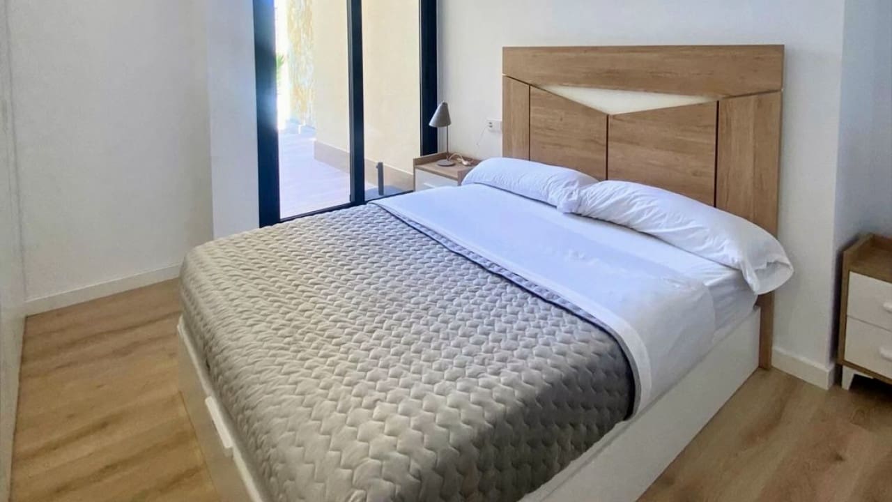 2 slaapkamer Appartement te koop in Monforte del Cid met zwembad garage - € 329.000 (Ref: 9233577)