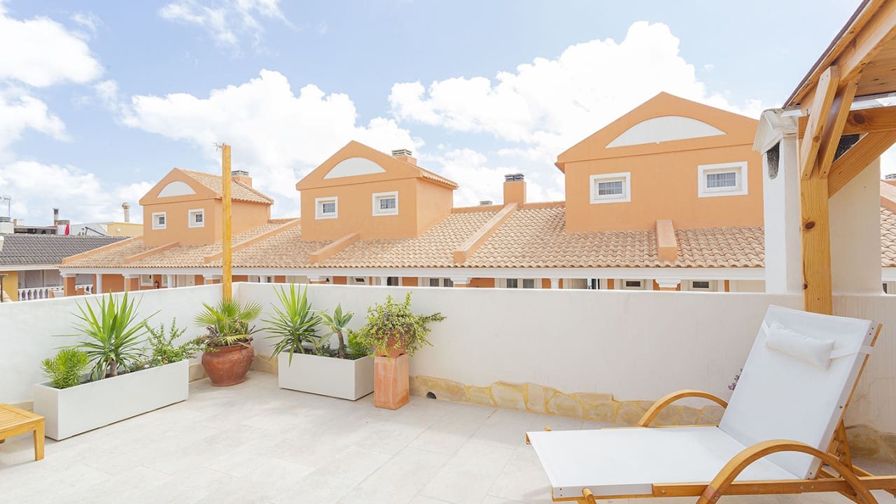 3 bedroom Villa for sale in La Mata - € 325,000 (Ref: 9233582)