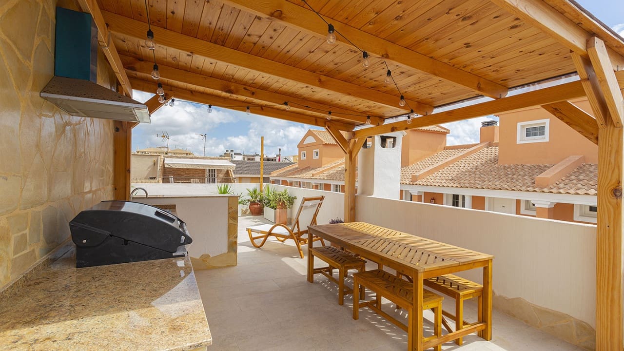 3 bedroom Villa for sale in La Mata - € 325,000 (Ref: 9233582)