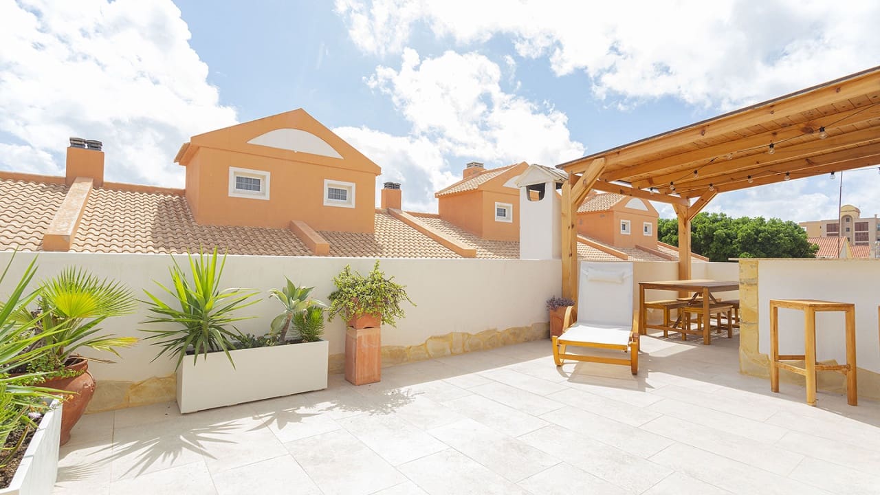 3 bedroom Villa for sale in La Mata - € 325,000 (Ref: 9233582)