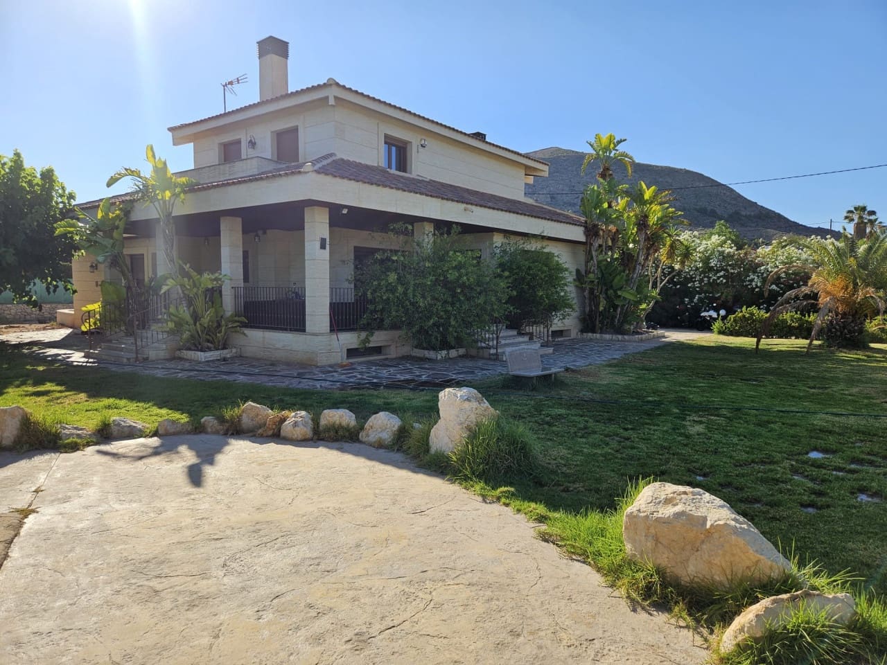 6 sovrum Finca/Hus på landet till salu i Novelda med pool garage - 550 000 € (Ref: 9233583)