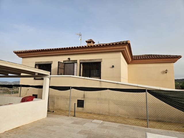 7 sovrum Finca/Hus på landet till salu i Novelda med pool garage - 499 000 € (Ref: 9233586)