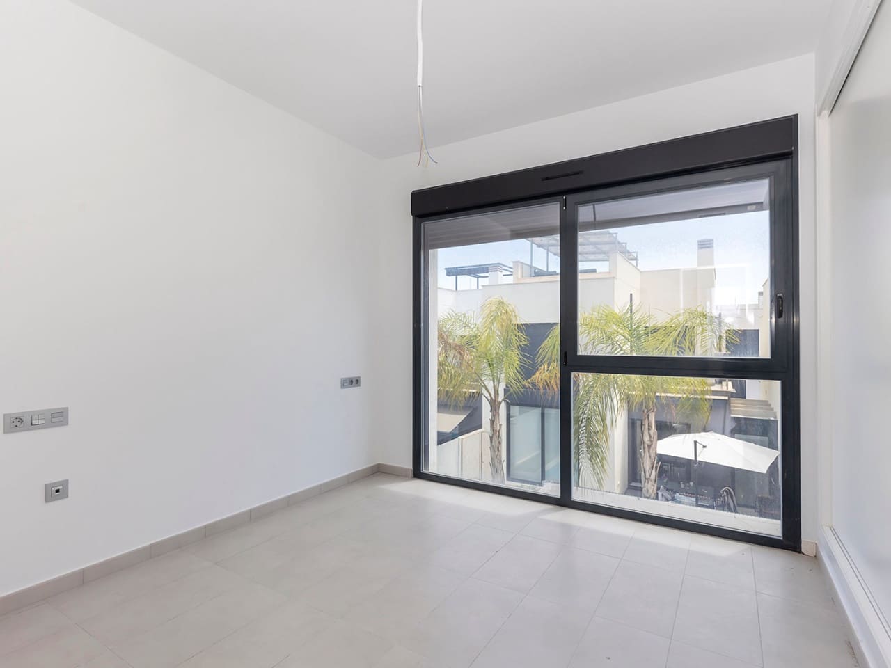 Chalet de 3 habitaciones en Orihuela Costa en venta con piscina - 319.000 € (Ref: 9233588)