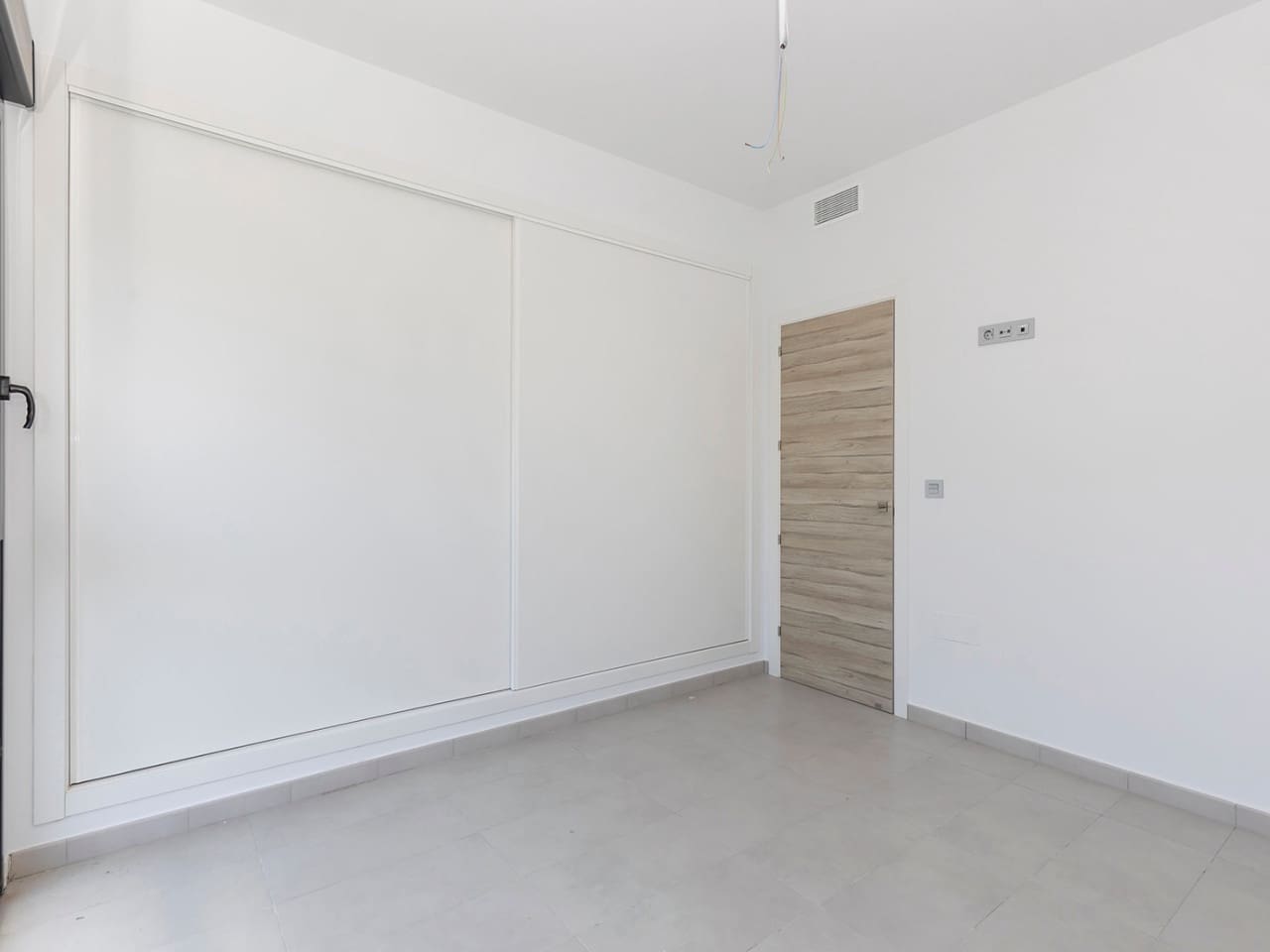 Chalet de 3 habitaciones en Orihuela Costa en venta con piscina - 319.000 € (Ref: 9233588)