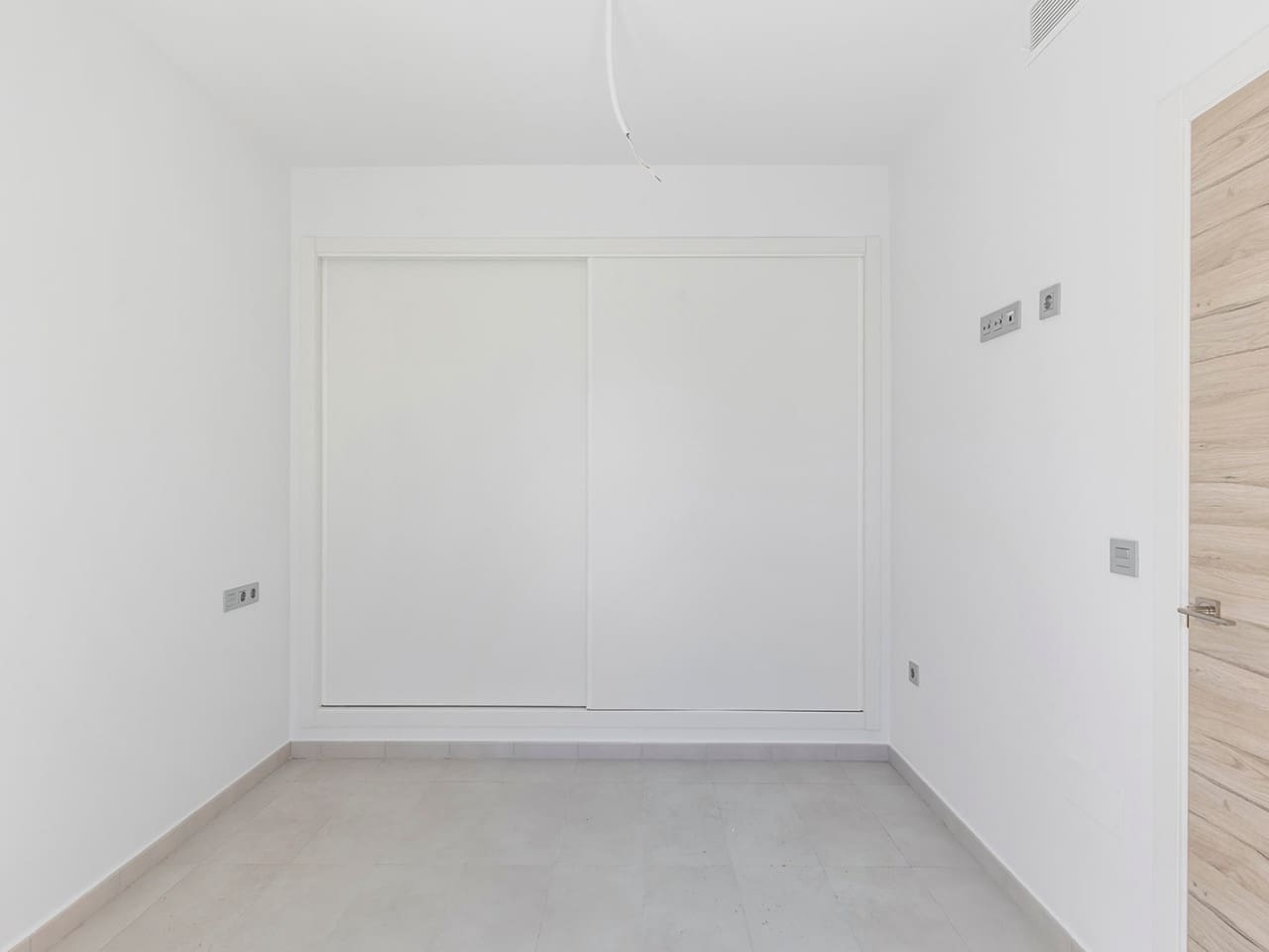 Chalet de 3 habitaciones en Orihuela Costa en venta con piscina - 319.000 € (Ref: 9233588)