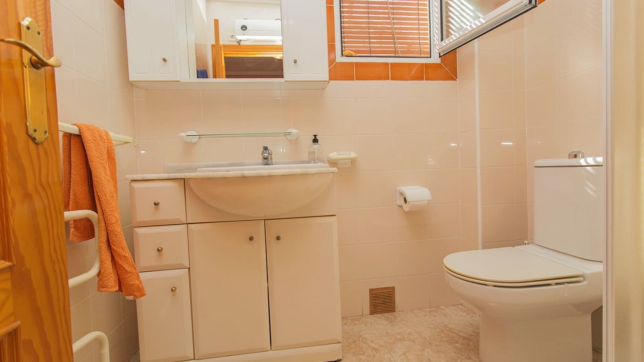 3 sovrum Hus till salu i Aguas Nuevas med pool garage - 260 000 € (Ref: 9233596)