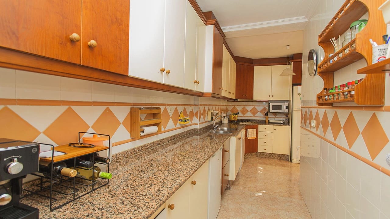 3 sovrum Hus till salu i Aguas Nuevas med pool garage - 260 000 € (Ref: 9233596)