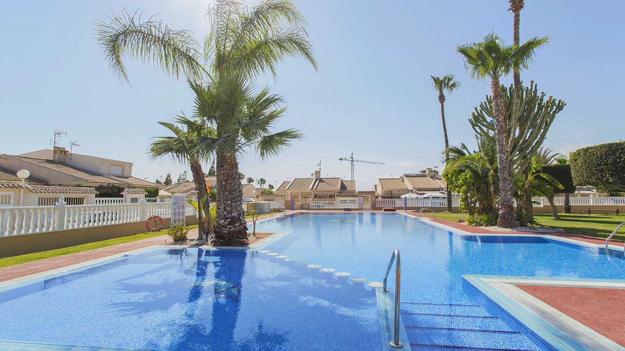 3 sovrum Hus till salu i Aguas Nuevas med pool garage - 260 000 € (Ref: 9233596)